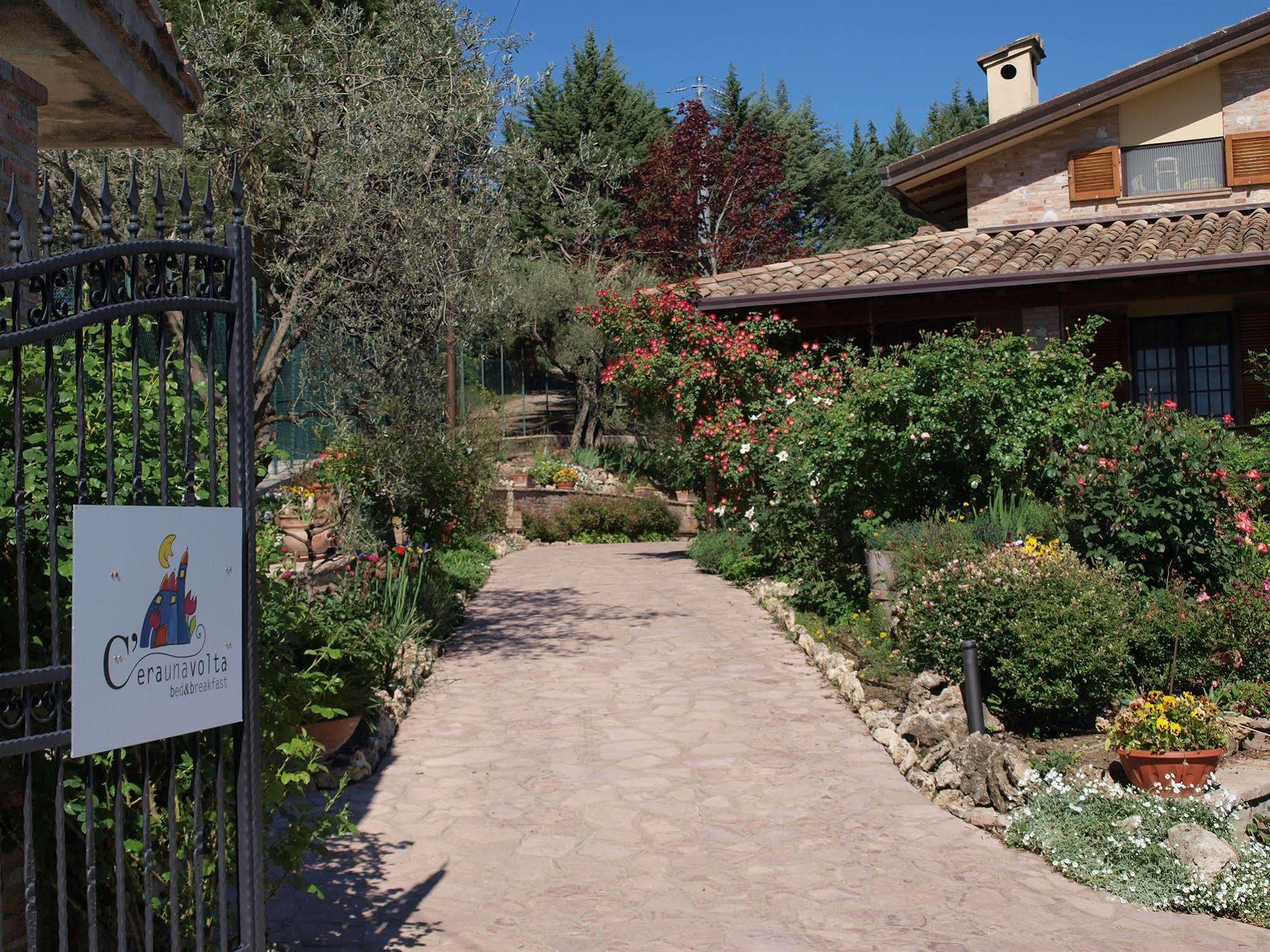 C'Era Una Volta B&B Perugia Eksteriør billede